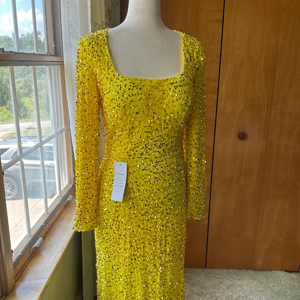 Luxurious Yellow Sequin Dress (NWT) - Picture 4 of 17